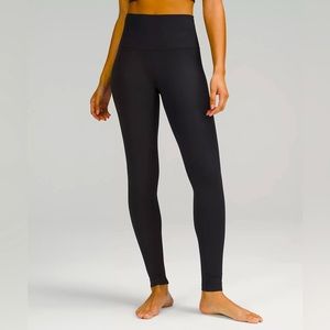 Lululemon black 28 inch leggings